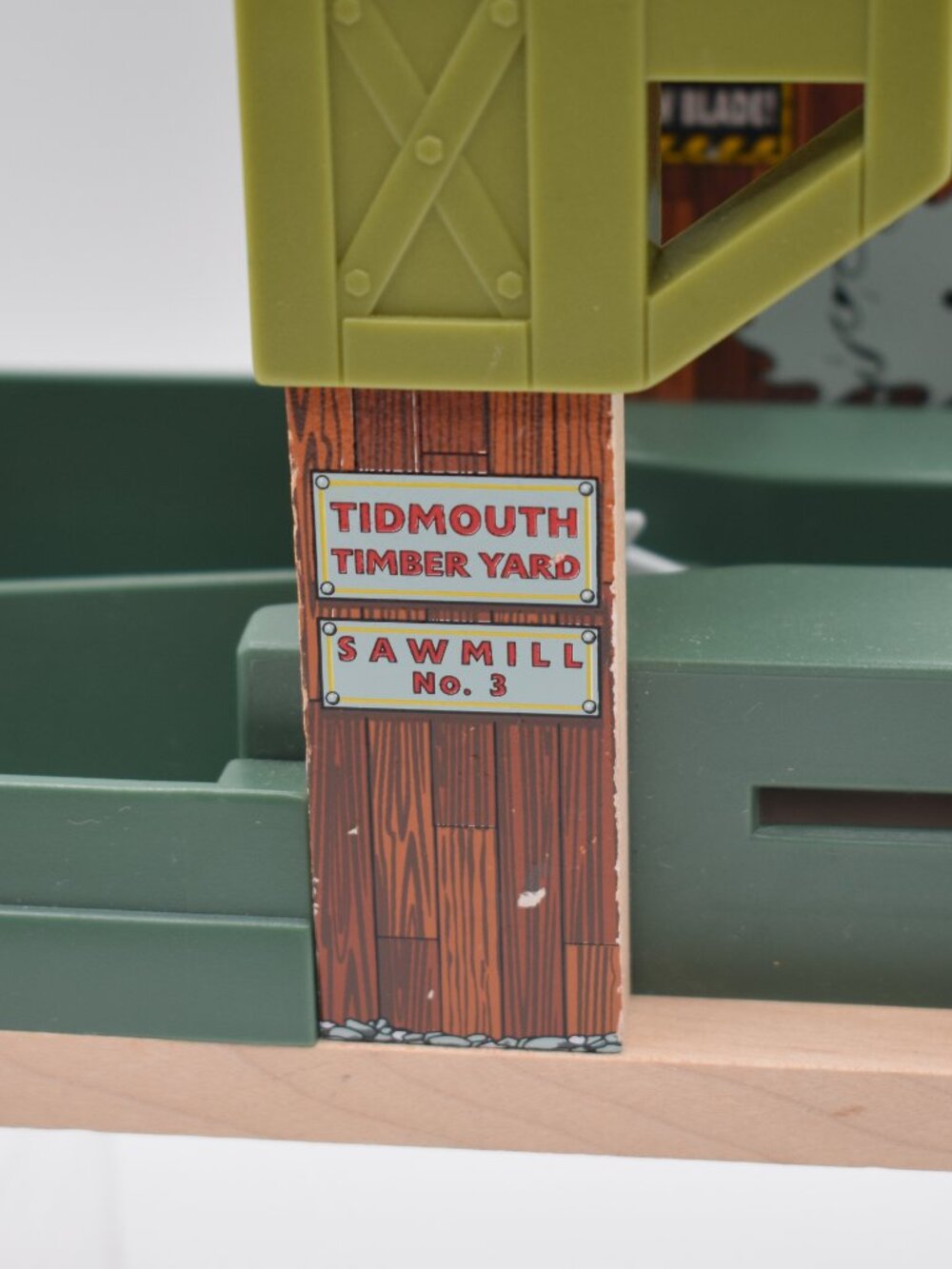 Thomas Friends Wood Railway Tidmouth Timber Yard Sawmill No. 3 Works INCOMPLETE - Picture 4 of 8